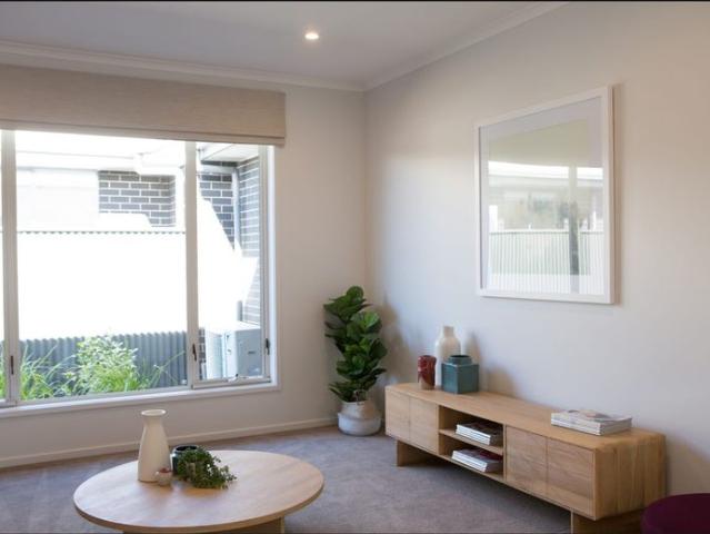 EX DISPLAY HOME CNR OF ANDREWS ROAD AND LILLYPILLY WALK