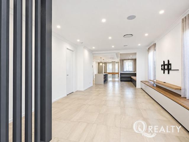 EX SHOW HOME PERFECT FOR THE FAMILY!