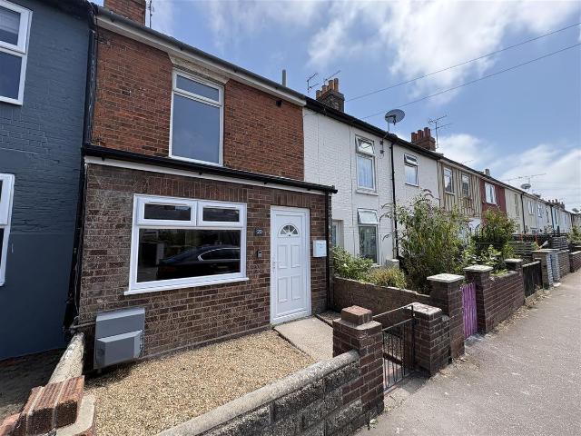 Exmouth Road, Great Yarmouth NR30, 3 bed terraced house to rent, £950 pcm | PrimeLocation