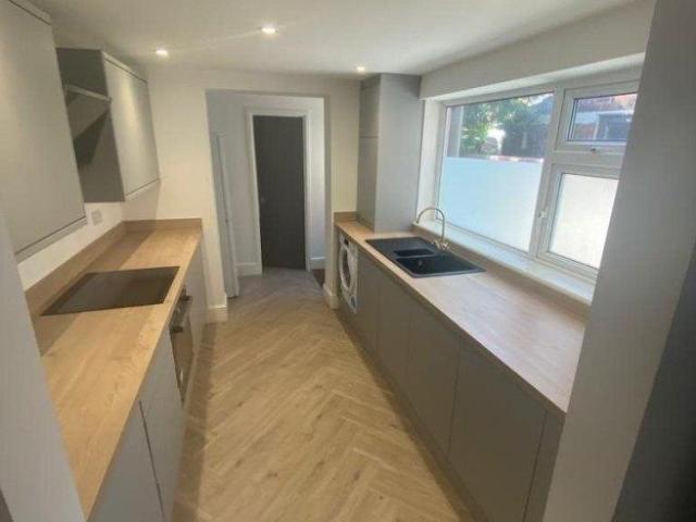 Exmouth Street 4 bed house share to rent £2,068 pcm £477 pw