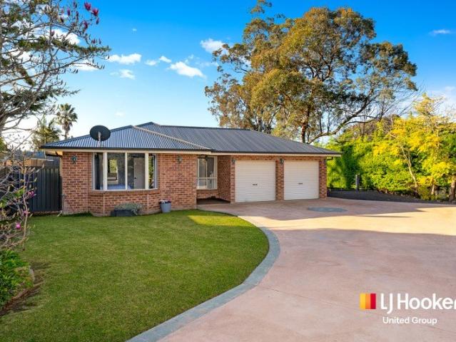 Exactly What You've Been Searching For: Big Block, Huge Shed, Stunning Home