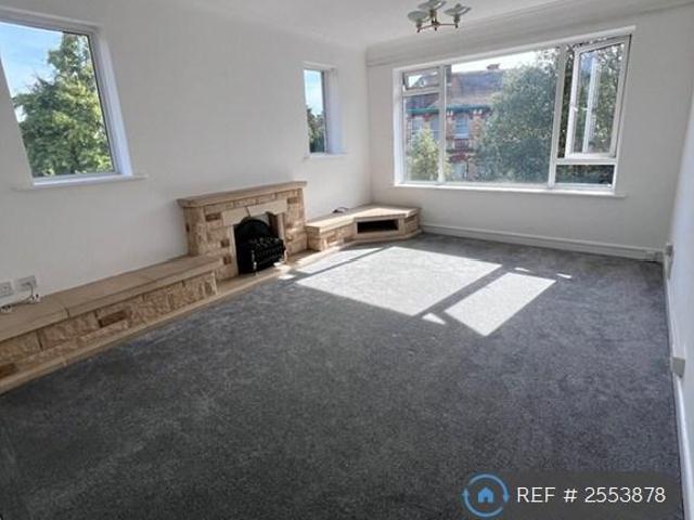 Exbourne Manor, Bournemouth, BH1 2 bed flat to rent £1,150 pcm £265 pw