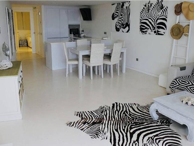 EXCUSIVO APARTAMENTO CON JARDIN ES PUJOLS FORMENTERA