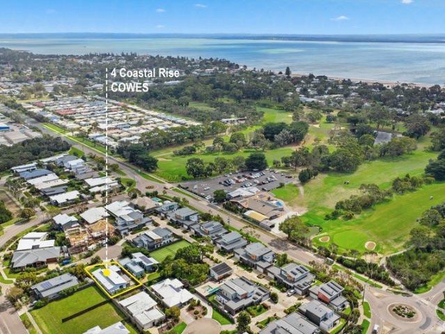 Escape To A Coastal Retreat, Ready to move in !