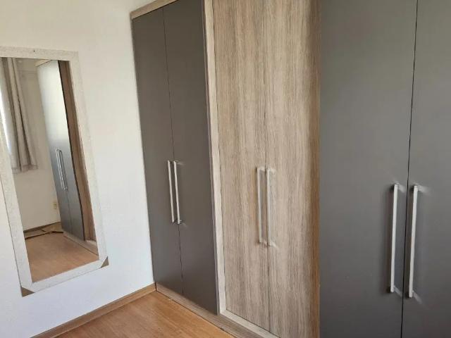 Excelete apartamento no terceiro andar em um condomínio fechado e com portaria 24 horas