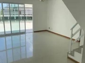 Excelente cobertura duplex na Gleba A com 2 quartos podendo construir mais 2 e 223m² no Recreio