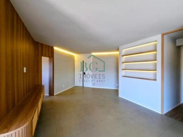 Excelente cobertura de 129,52m² á venda no Jardim Centenário em Poços de Caldas MG