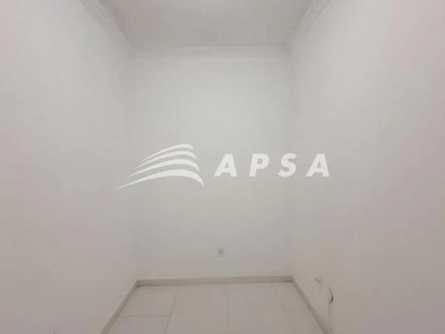 Excelente conjugado, pronto para morar, ótimo localização, de frente, vista panorâmica para enseada