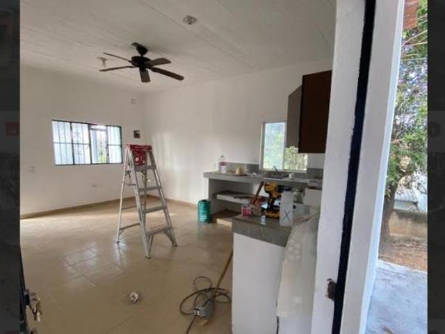 EXCELENTE CASA $5,400,000 PUERTO VALLARTA. COL. LOMA BONITA. 580 M2 DE TERRENO
