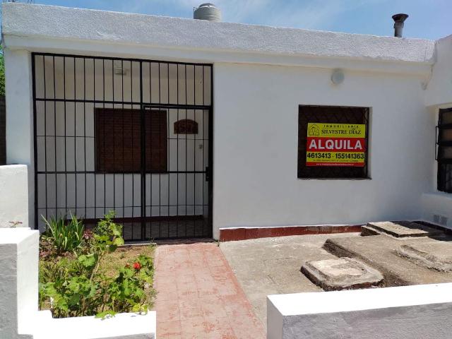 EXCELENTE CASA 2 DORMITORIOS BARIO GRAL. ARTIGAS