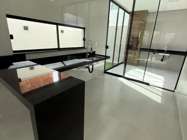 Excelente casa térrea Porto Marina