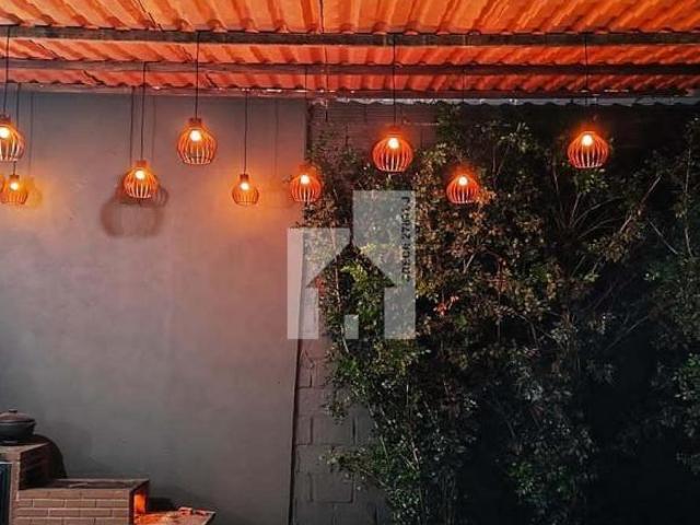 Excelente Casa Térrea com 3 SUÍTES à venda, com 3 Suítes, Salão de Festa com Churrasqueira, Fogão e