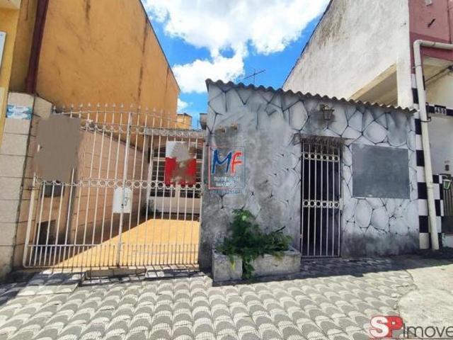 Excelente casa térrea no Tatuapé, com 187m² a.u terreno com 215 m2, 3 dormitórios, sala, cozinha