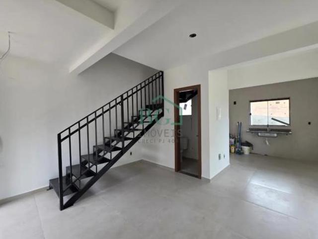 Excelente casa á venda no bairro Jardim Caldense em Poços de Caldas MG