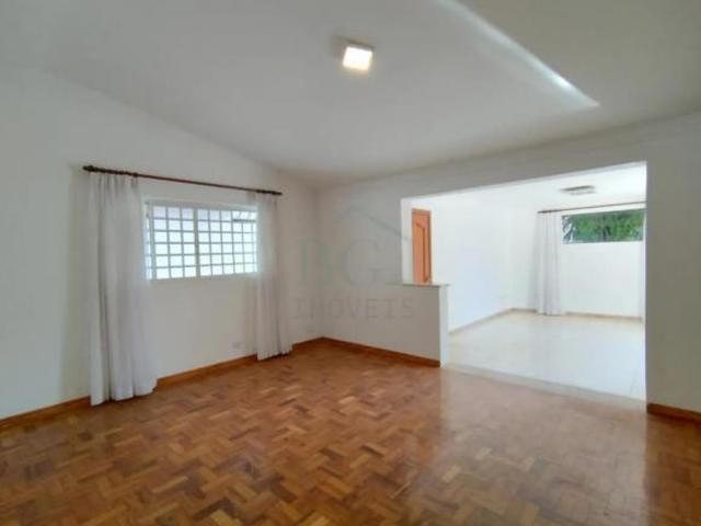 Excelente casa á venda no bairro Jardim Quisisana em Poços de Caldas MG