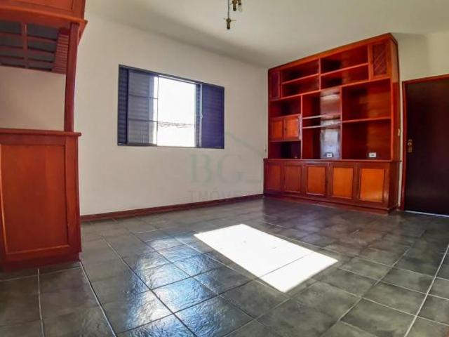 Excelente casa á venda no Jardim Country Club em Poços de Caldas MG