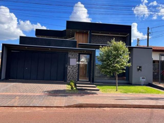 Excelente casa à venda no Parque Alvorada com fino acabamento em Dourados MS!