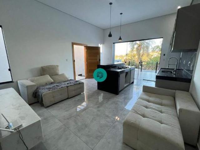 EXCELENTE CASA A VENDA COM SUITE NO BAIRRO VILA MARIA LAGOA SANTA /MG!
