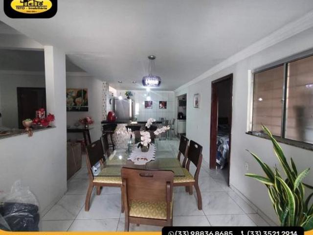 Excelente casa à venda localizada no Bairro Bela Vista