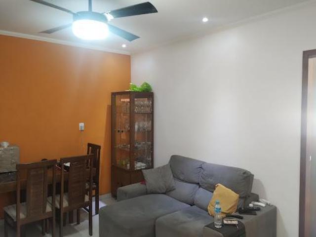 Excelente casa a venda V. Monumento