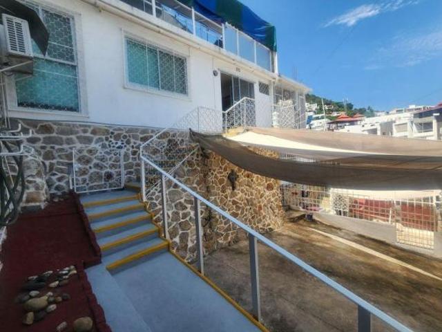 EXCELENTE CASA A 5 MINUTOS DE PLAYA