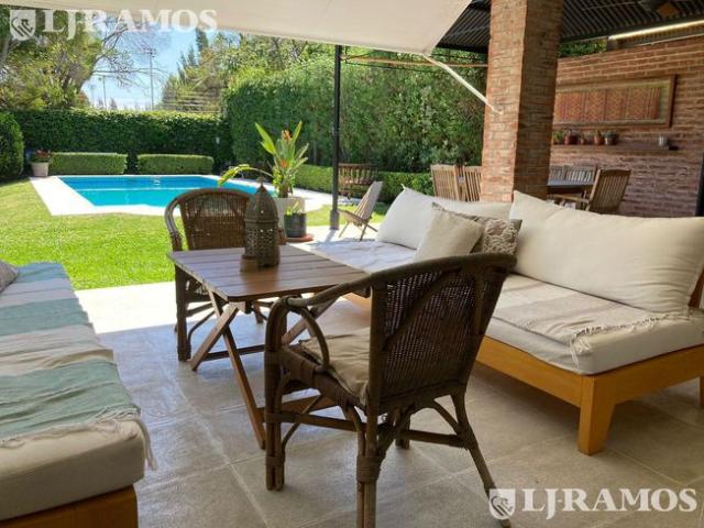 EXCELENTE CASA ALQUILER ENERO 2027 SAN ISIDRO BARRIO SAN ISIDRO CATEDRAL