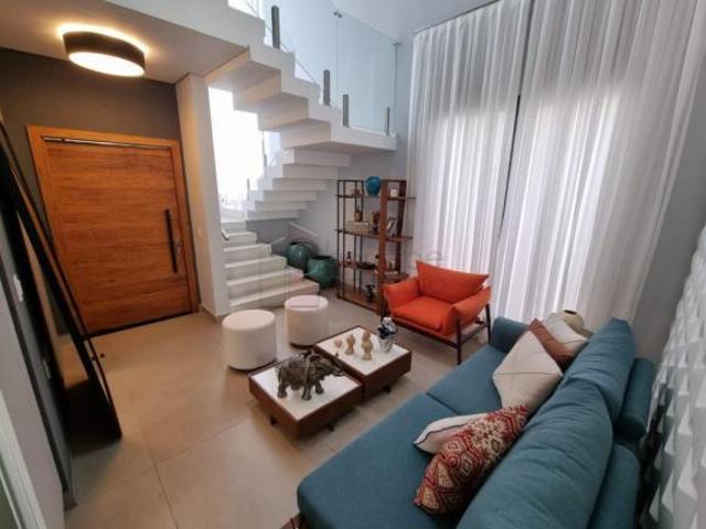 Excelente casa alto padrão para venda em Jundiaí, no Bairro do Eloy Chaves, Condomínio das Atírias
