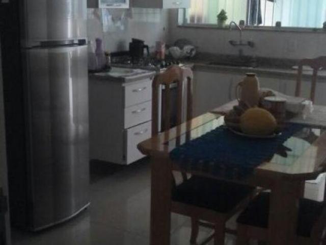 Excelente casa assobradada