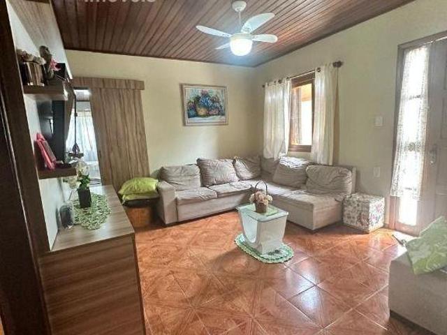 Excelente casa com 3 dormitórios à venda, 96 m² por R$ 425.000 Vila Ponta Porã Cachoeirinha/RS