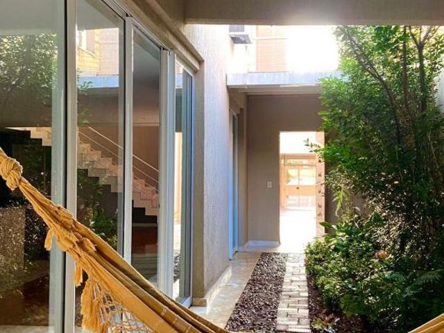 Excelente Casa com 292 m² com Sala de Dança á Venda no bairro Vila Alexandria!