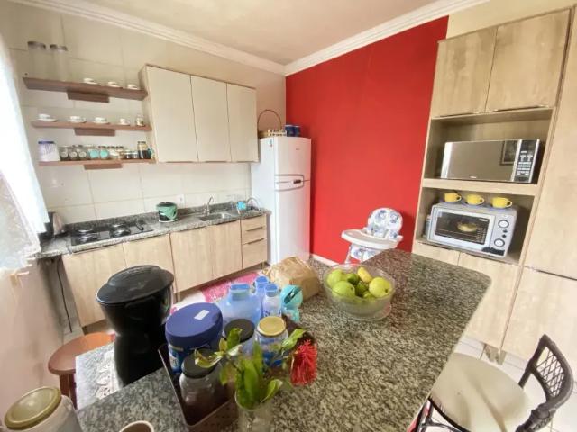 Excelente Casa com 6 dormitórios sendo 2 suítes, no Bairro Itoupava Norte a venda aqui na Dinâmica S