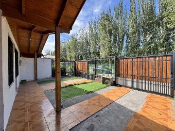 EXCELENTE CASA CON 2 ESTACIONAMIENTOS