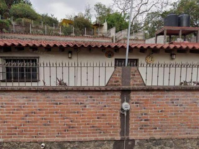 EXCELENTE CASA CON EXCELENTE UBICACION EN TEPOZTLAN, MOR
