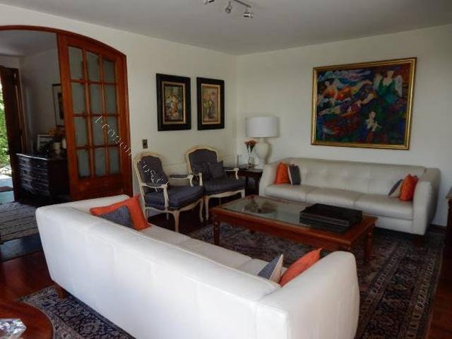 Excelente casa colonial