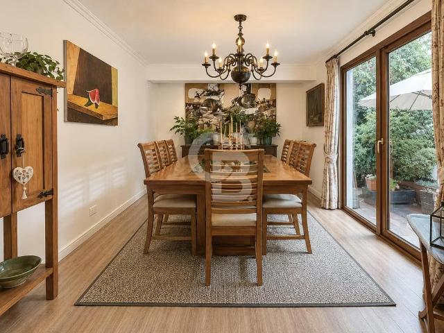 Excelente casa de 4 dormitorios Cerca a colegios | 5 dormitorios por 23700.00 en Lo Barnechea