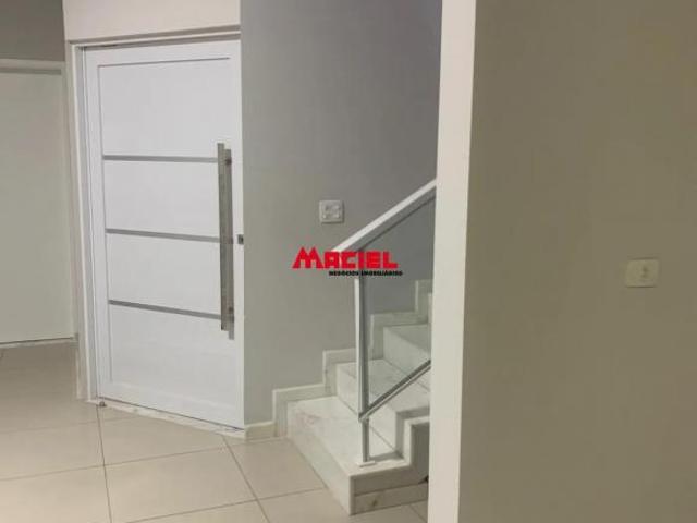Excelente Casa de 3 dormirório 1 suite 4 vagas Jacareí