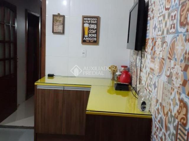Excelente casa de 3 dormitório próximo a Av Dona Teodora