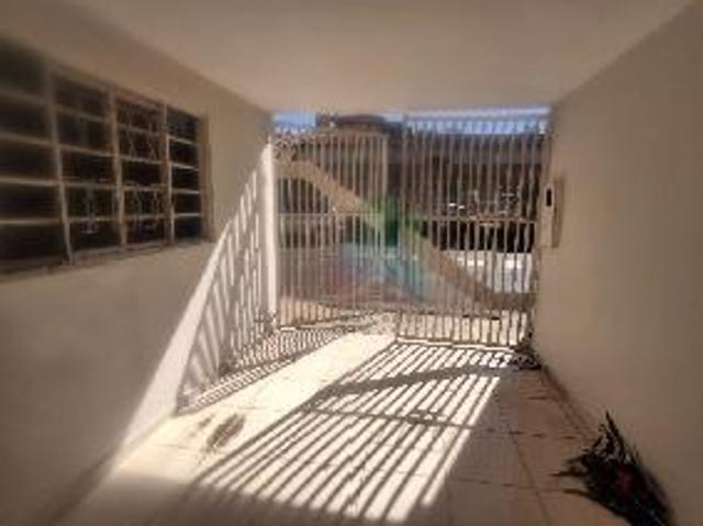 Excelente casa de 3 dormitórios, em ótima localização no bairro Vila Brasília São Carlos imóveis