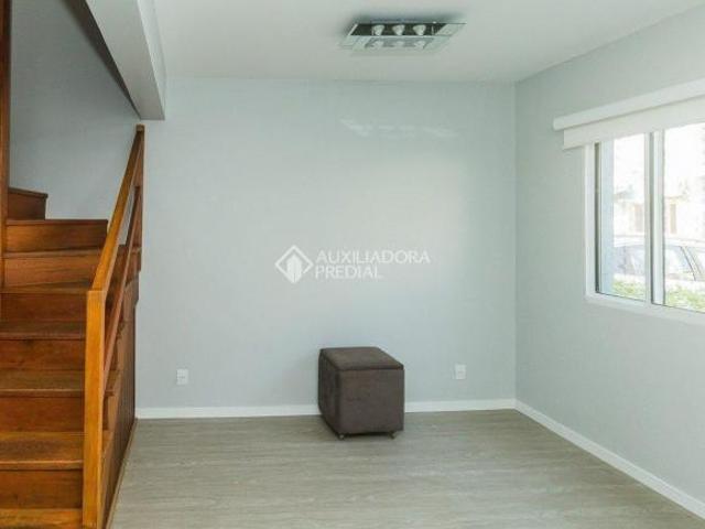Excelente casa de 3 dormitórios
