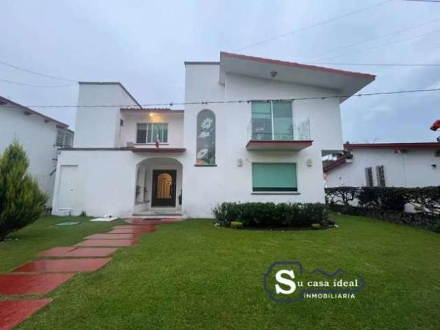 Excelente casa dentro de un bonito fracc en oaxtepec