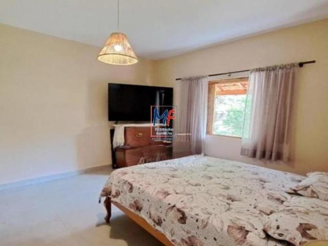 Excelente casa em Ilhabela/SP, com 330 m² a.c 1.390 m² a.t 4 suítes, piscina, quadra de beach te