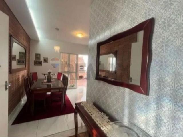 ✨ EXCELENTE CASA EM LOCALIZAÇÃO PRIVILEGIADA – CONFORTO, ESPAÇO E PRATICIDADE PARA SUA FAMÍLIA! ✨