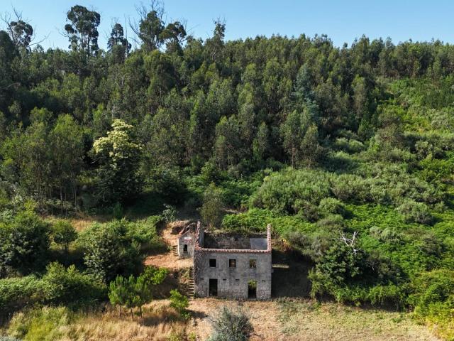 Quintinha 5.136 m2 com casa Granito 2 pisos