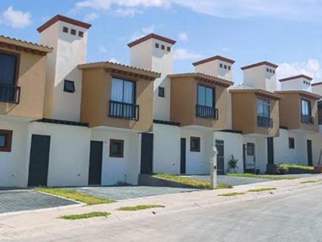 Excelente Casa en venta Av. Aster Sección Villa Primavera Prados Del Sol Culiacan Sinaloa AARR