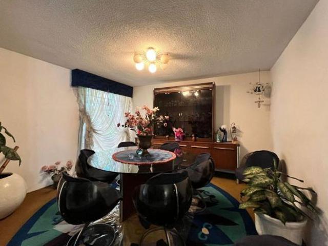 Excelente casa en venta con espacios muy amplios y magnífica ubicación