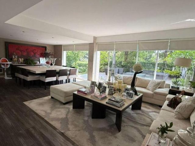 Excelente Casa en Venta en Cumbres de Santa Fe 4 Recamaras