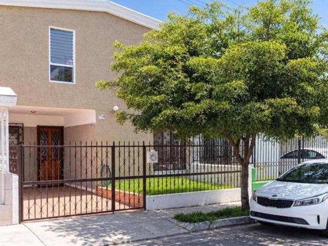 Excelente casa en venta en Jardines Alcalde, Guadalajara