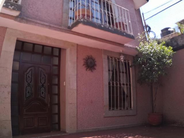 EXCELENTE CASA EN VENTA EN LA ROMANA, TLALNEPANTLA