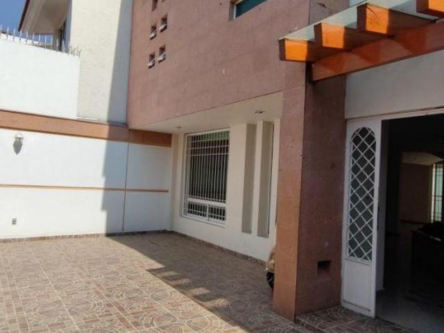 Excelente casa en Venta en Residencial Cafetales