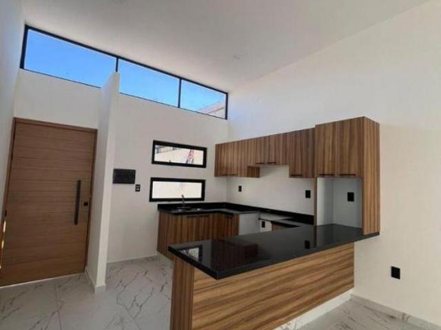 Excelente casa en venta Lomas del Mediterráneo